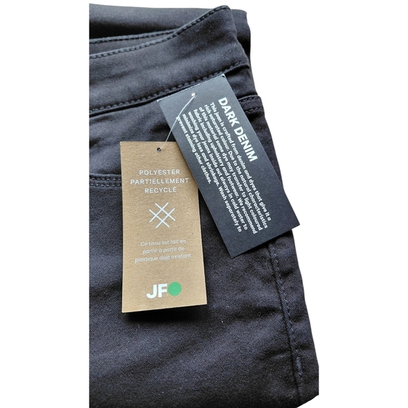 Joe Fresh Women's Black Jeggings - Picture 5 of 8